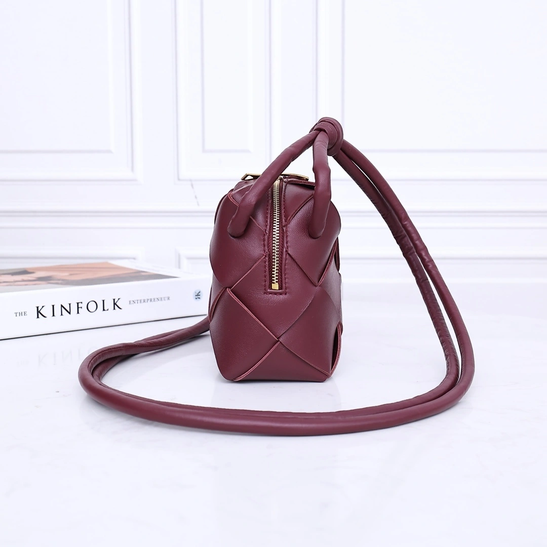 MOMO-- V595t1 701915VCQC22247 high quality version sheepskin item:D-B000I1218