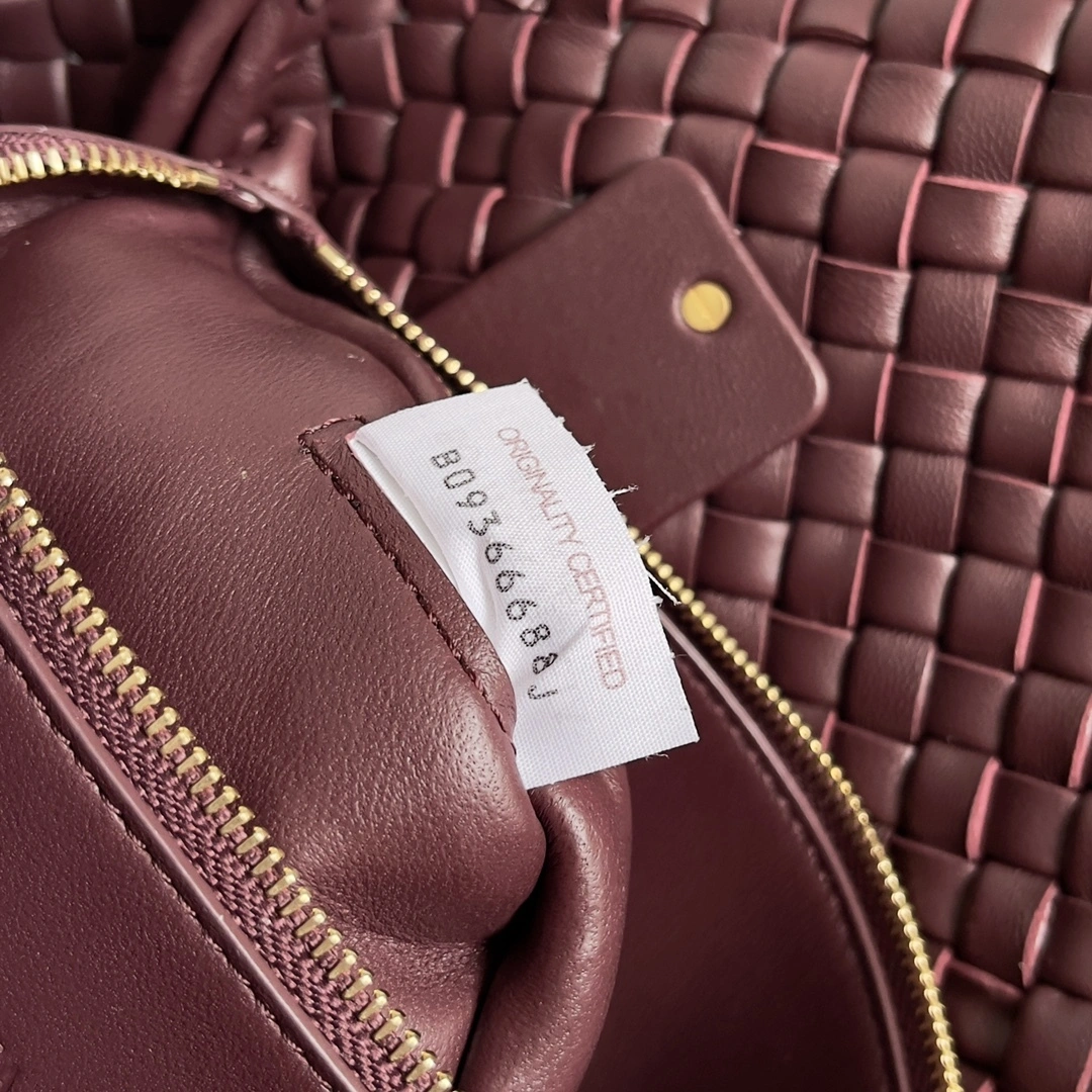 MOMO-- V595t1 709420V01D16208 high quality version item:E-B063A0904