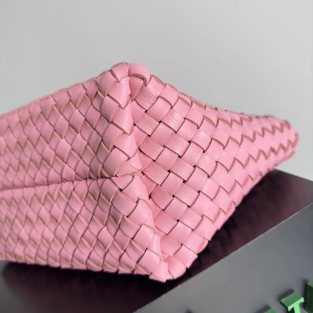 MOMO-- V595t1 709464V1OW15832 high quality version item:D-B000I1313