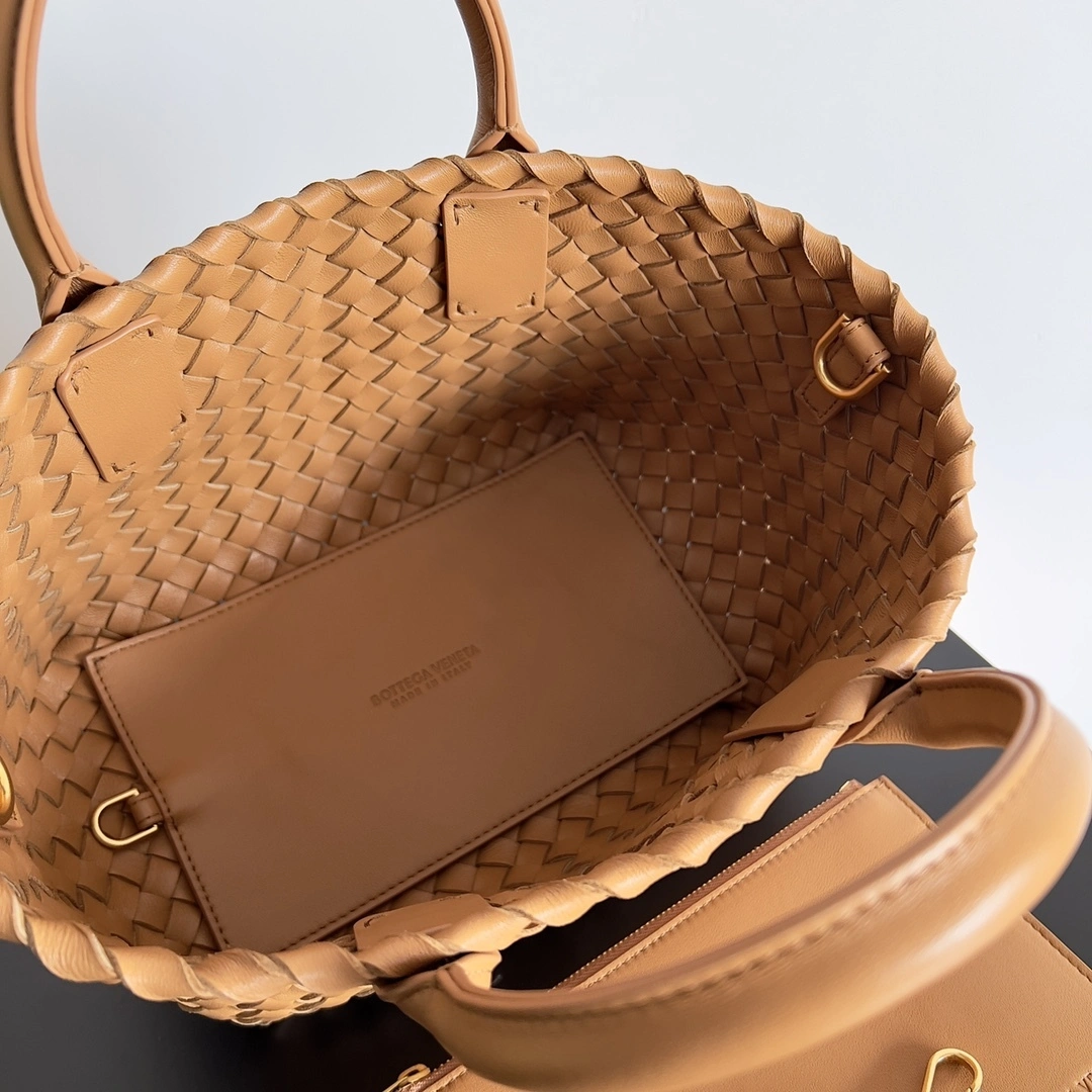 MOMO-- V595t1 709464V1OW19830 high quality version sheepskin item:D-B063I1304