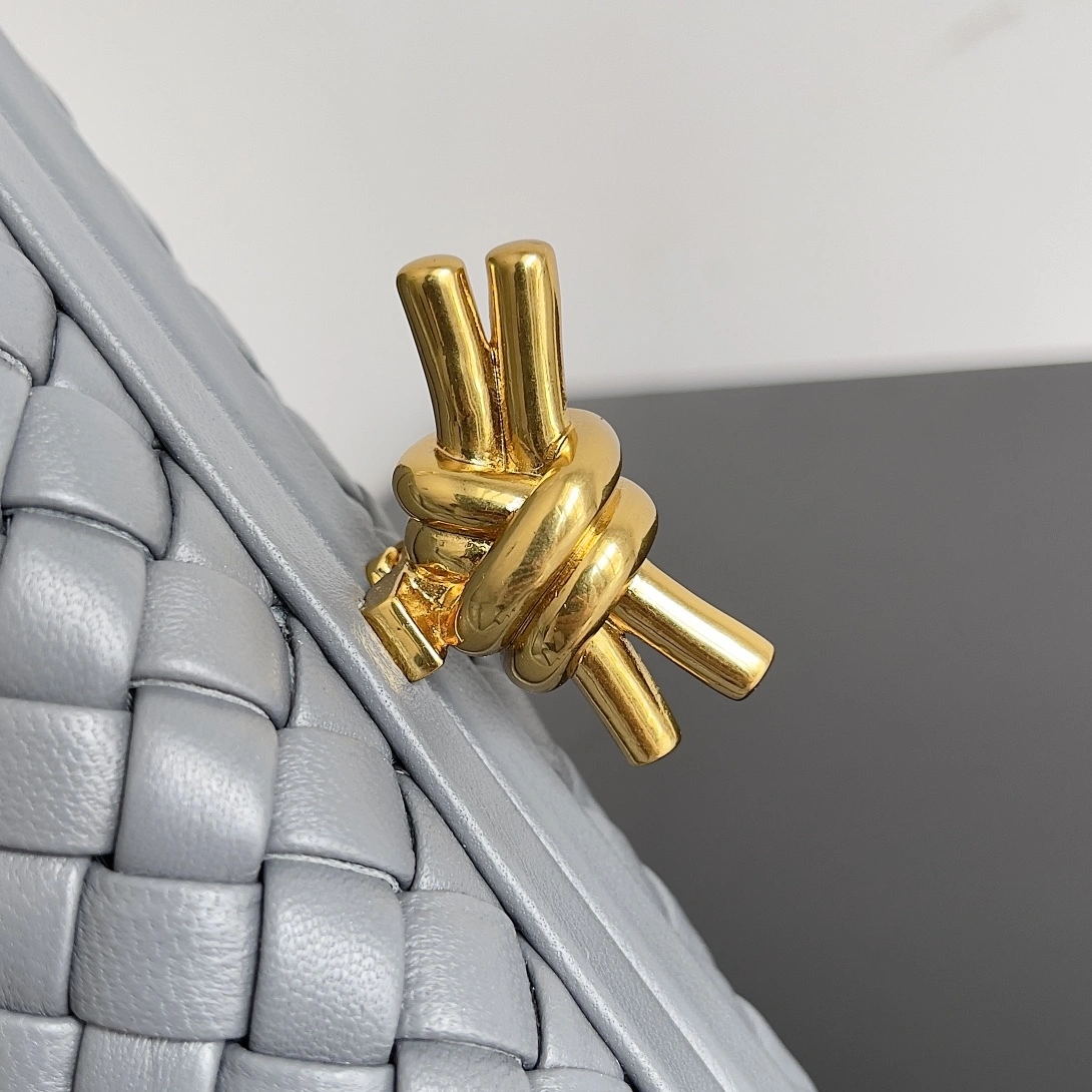MOMO-- V595t1 717622V01D11252 high quality version Knot item:E-B100B2639