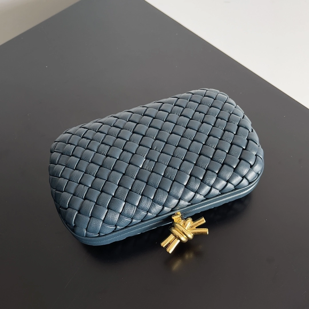 MOMO-- V595t1 717622V01D18847 high quality version Knot item:E-B100B2640