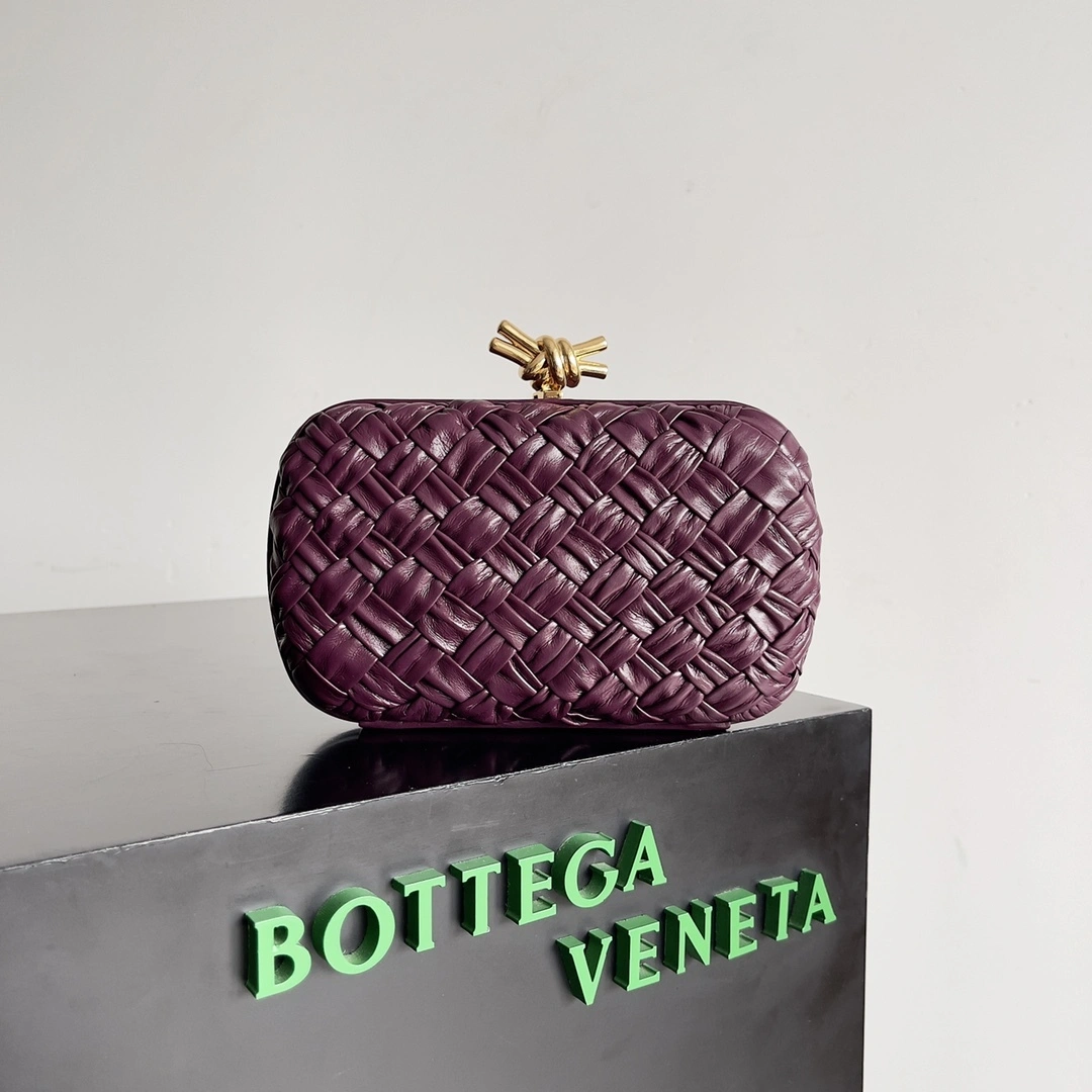 MOMO-- V595t1 717622V2H416183 high quality version item:E-B100B2512