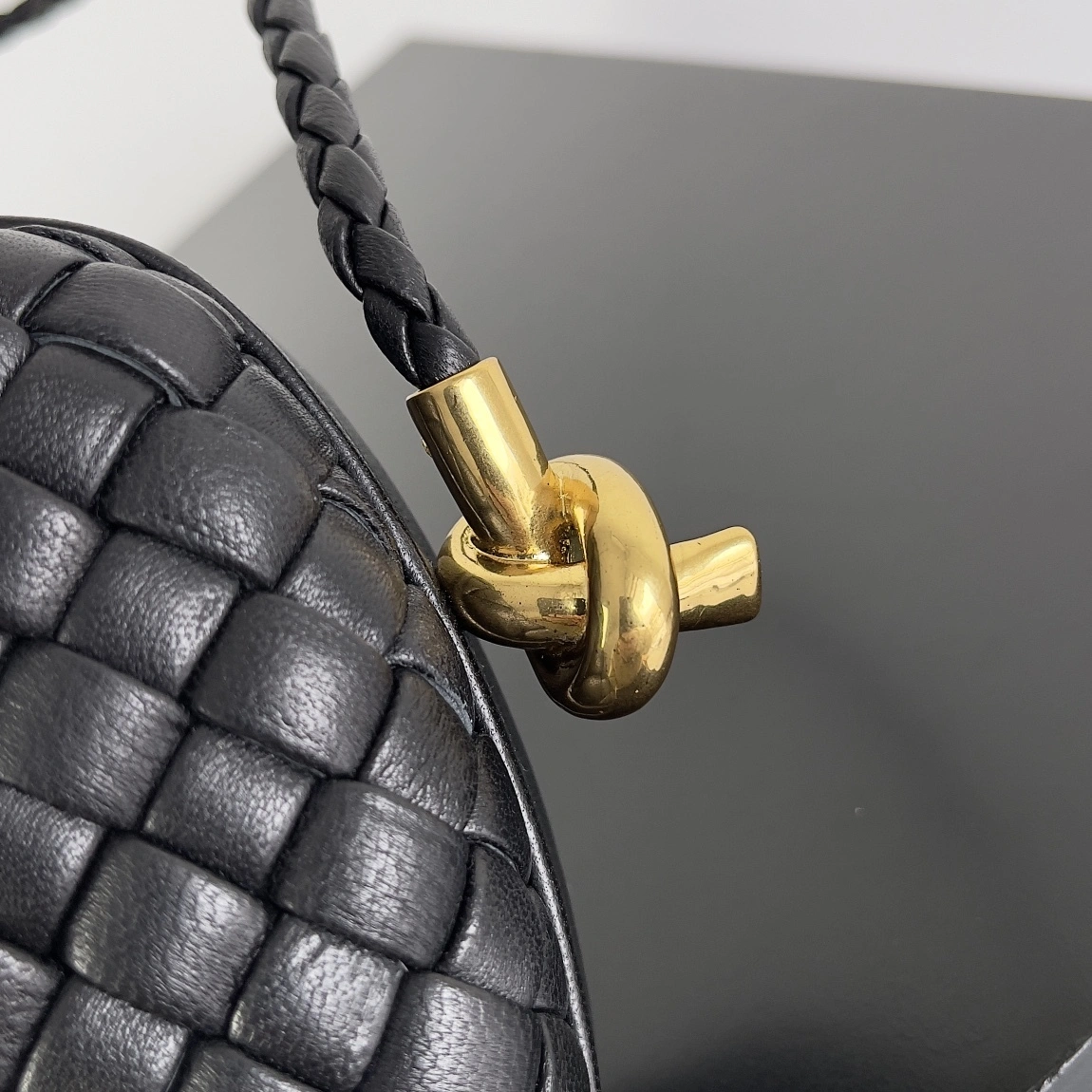 MOMO-- V595t1 717623V01D11019 high quality version Knot item:E-B100B2529