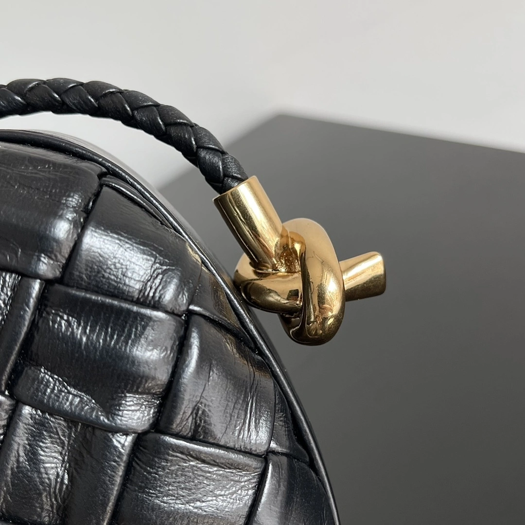 MOMO-- V595t1 717623V2H411019 high quality version Knot item:E-B100B2527