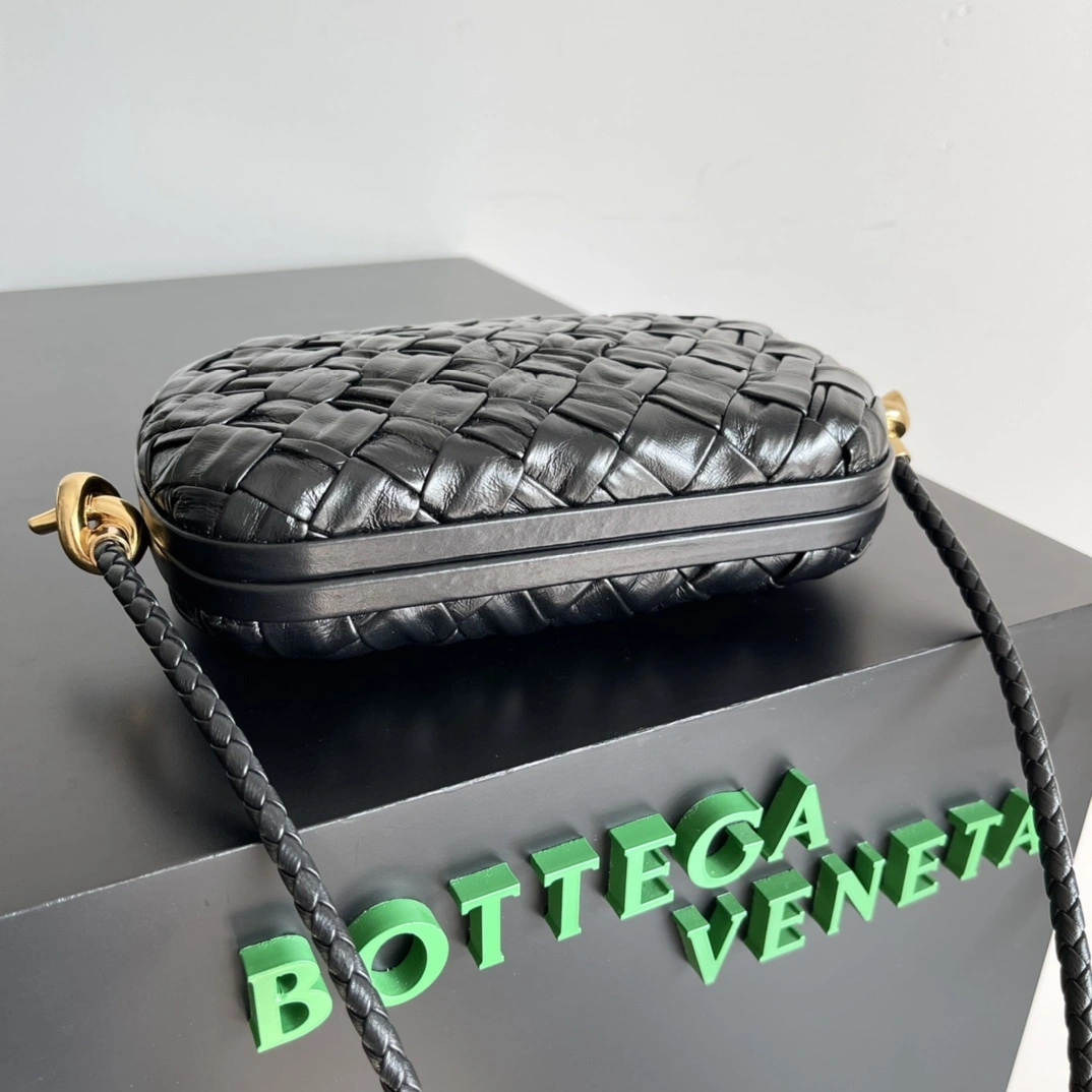 MOMO-- V595t1 717623V2H411019 high quality version Knot item:E-B100B2527