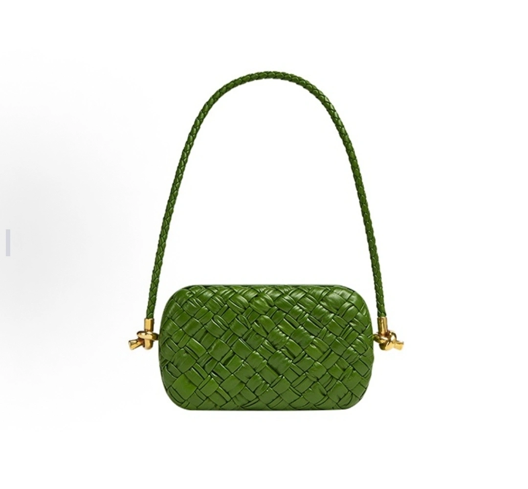 MOMO-- V595t1 717623V2H413150 high quality version Knot item:E-B100B2523