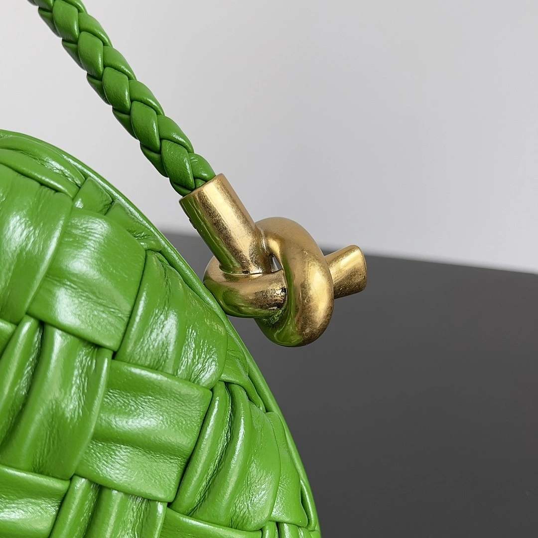 MOMO-- V595t1 717623V2H413150 high quality version Knot item:E-B100B2523