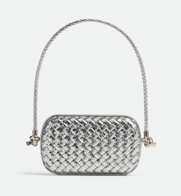 MOMO-- V595t1 717623V2OG18101 high quality version item:D-B000I1201