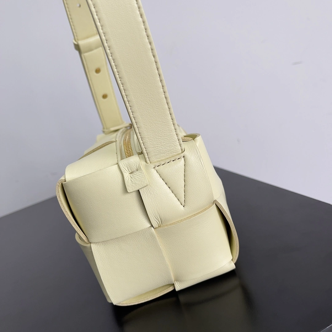 MOMO-- V595t1 729166VMAY17417 high quality version sheepskin item:E-B063A0840