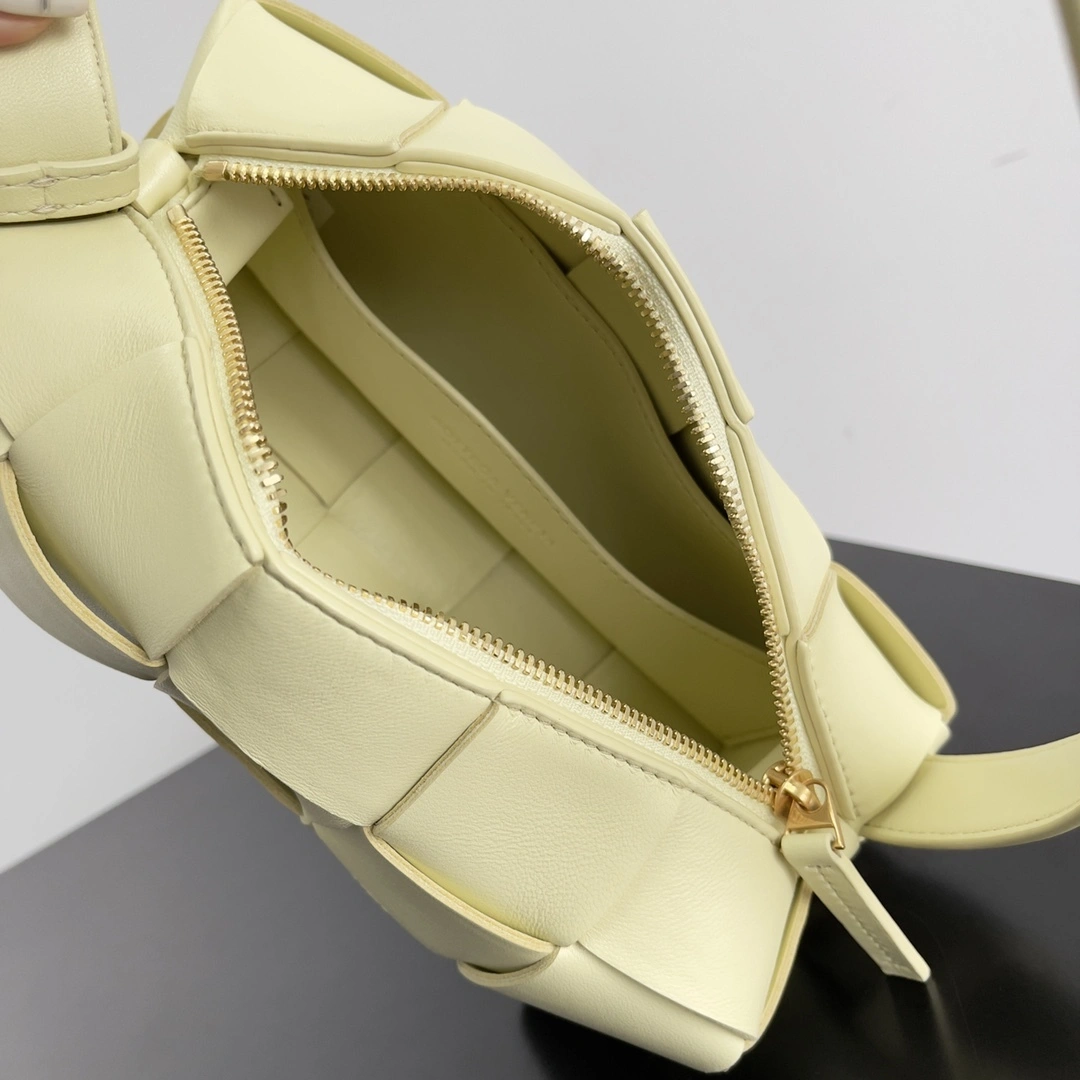 MOMO-- V595t1 729166VMAY17417 high quality version sheepskin item:E-B063A0840
