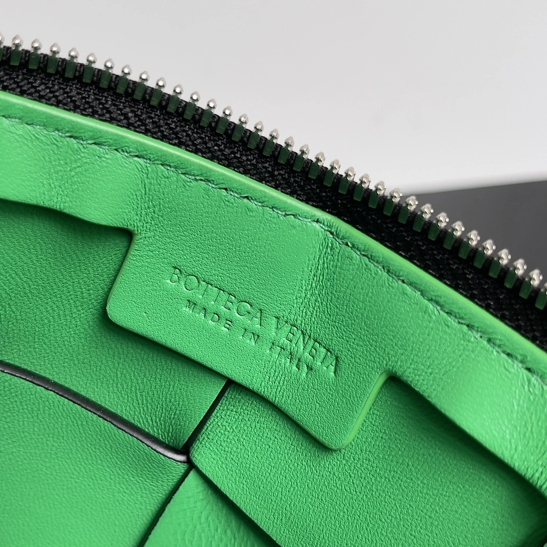 MOMO-- V595t1 730027V29E01091 high quality version Calfskin item:E-B000A0854