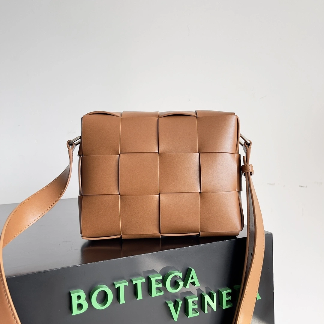 MOMO-- V595t1 730027VB1K02655 high quality version Calfskin item:E-B000A0860