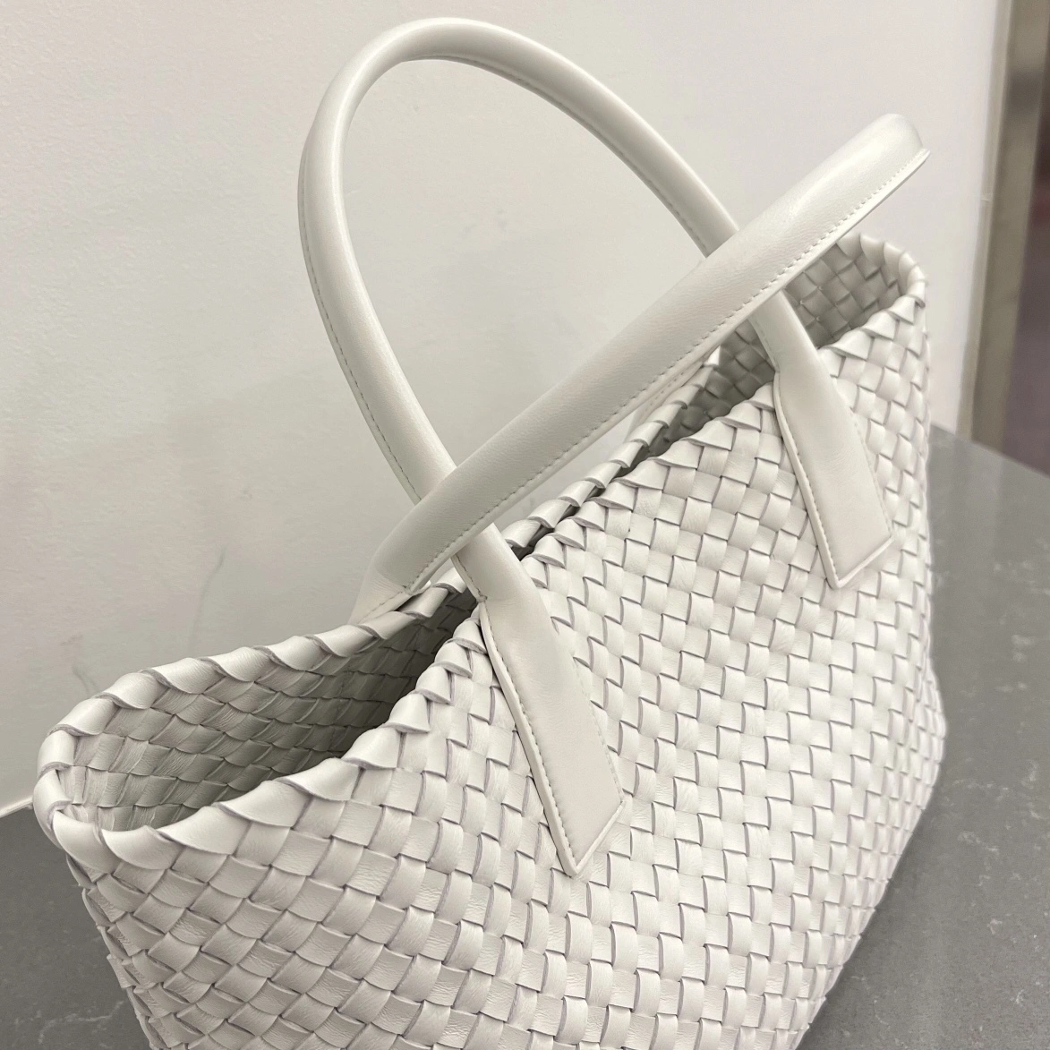 MOMO-- V595t1 730297V1OW19009 high quality version Cabat item:E-B479B2304