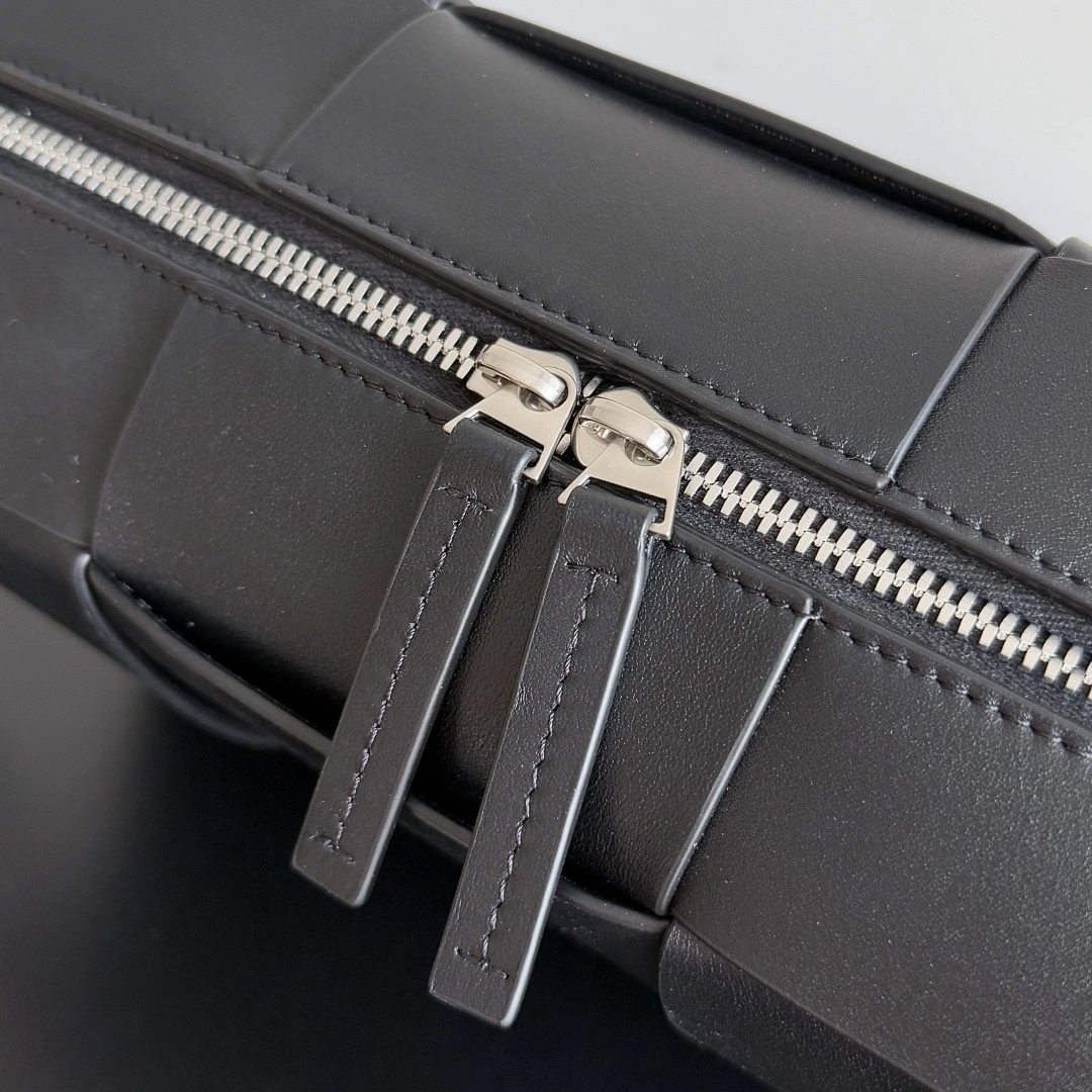 MOMO-- V595t1 731165V56A18803 high quality version item:E-B177I1015