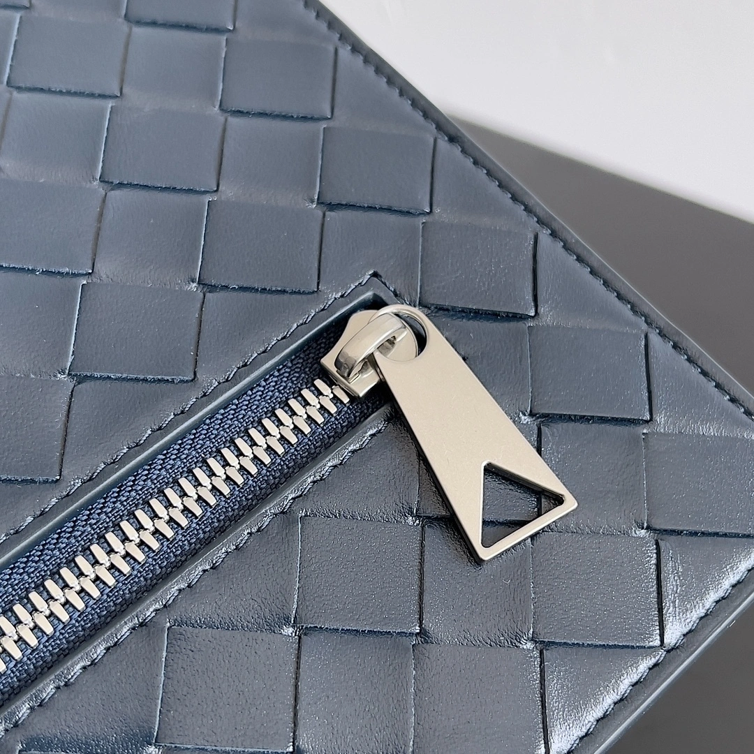 MOMO-- V595t1 732638V2E418838 high quality version item:E-B063A0852