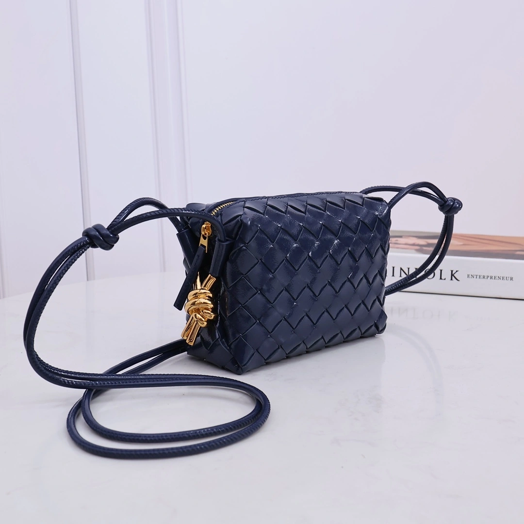 MOMO-- V595t1 736125V2GV18847 high quality version cowhide item:D-B000I1310