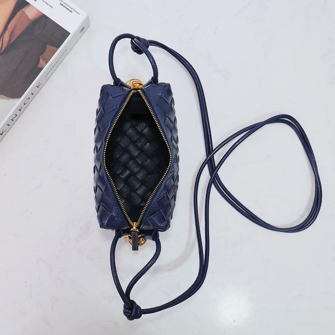 MOMO-- V595t1 736125V2GV18847 high quality version cowhide item:D-B000I1310