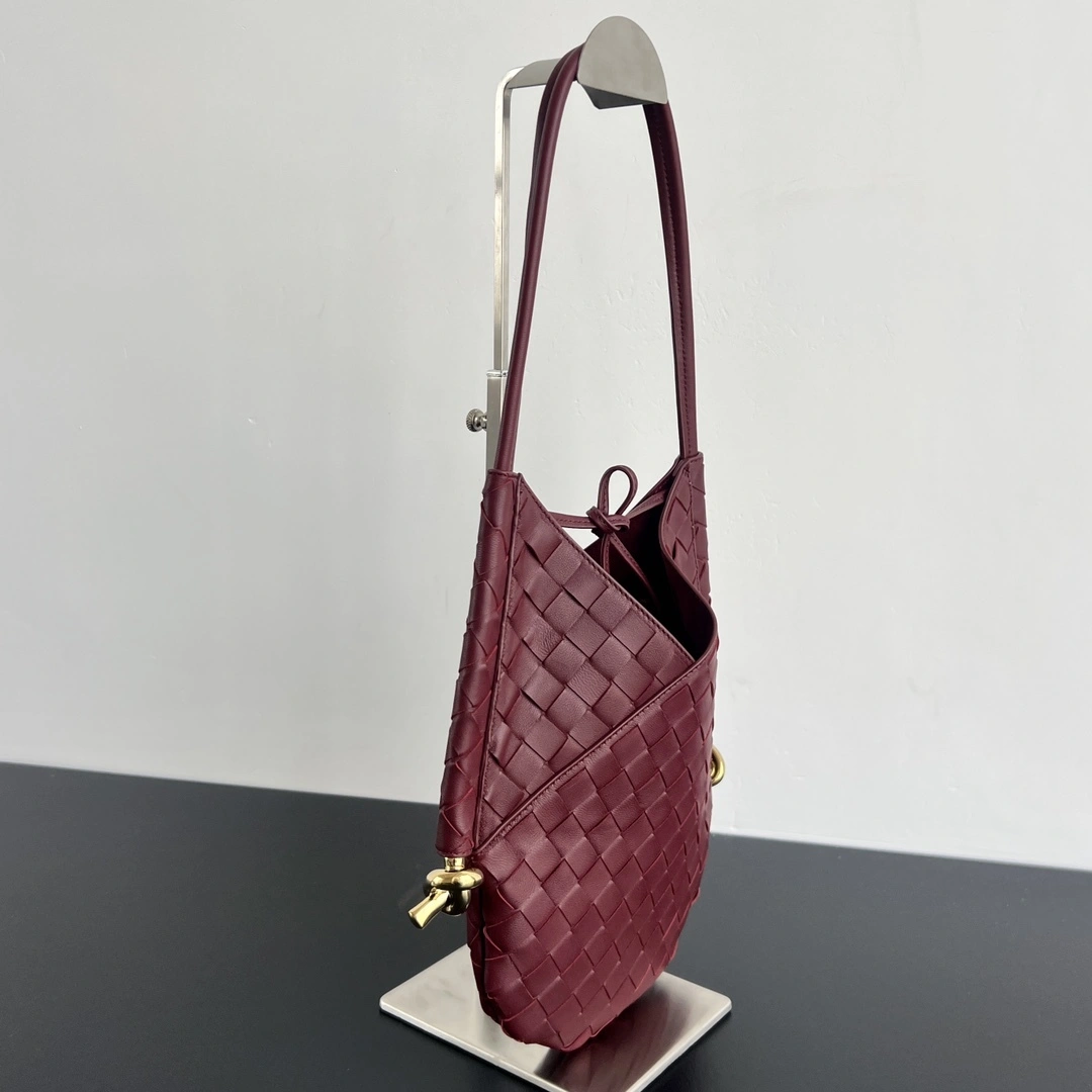 MOMO-- V595t1 740898VCPP16413 high quality version sheepskin item:E-B000B2715