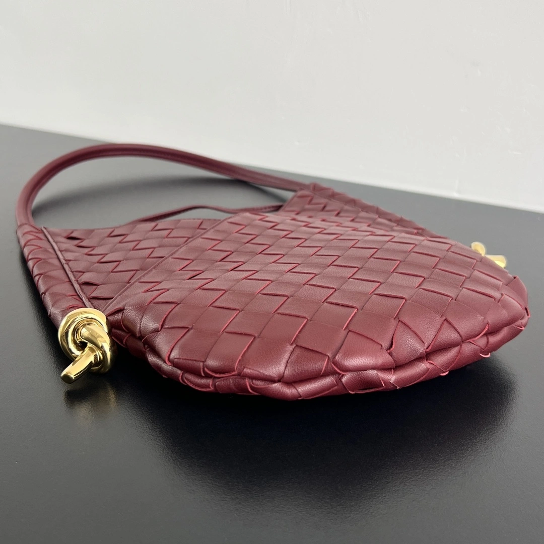 MOMO-- V595t1 740898VCPP16413 high quality version sheepskin item:E-B000B2715