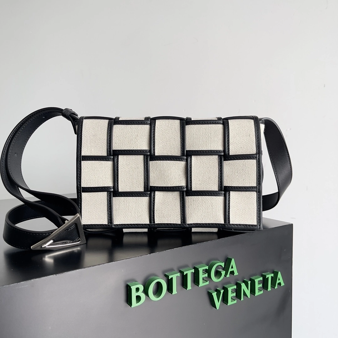 MOMO-- V595t1 741451VMBN39809 high quality version item:E-B564A0959