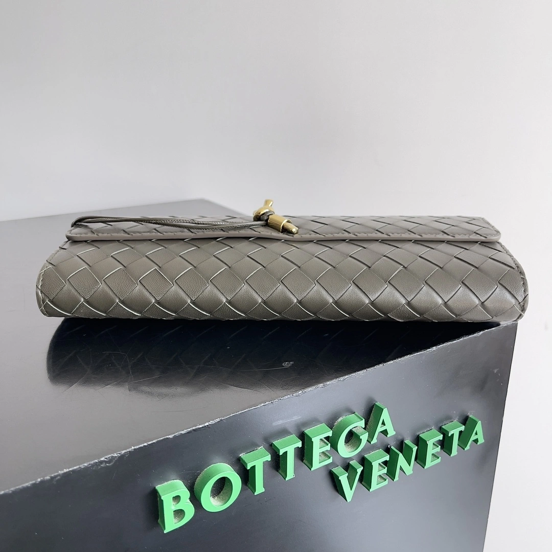 MOMO-- V595t1 741511VCPP33387 high quality version Andiamo item:E-B100B2632