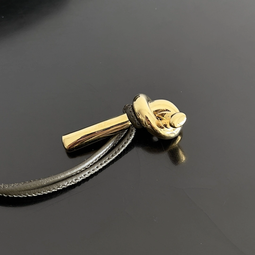 MOMO-- V595t1 741511VCPP33387 high quality version Andiamo item:E-B100B2632
