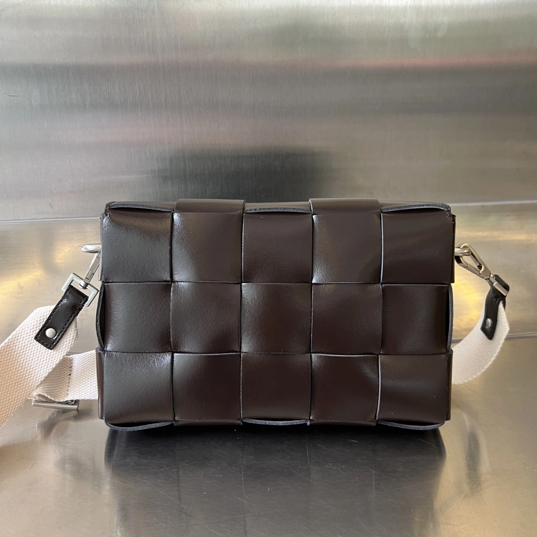 MOMO-- V595t1 741777V2XU12094 high quality version cowhide item:E-B063A0824