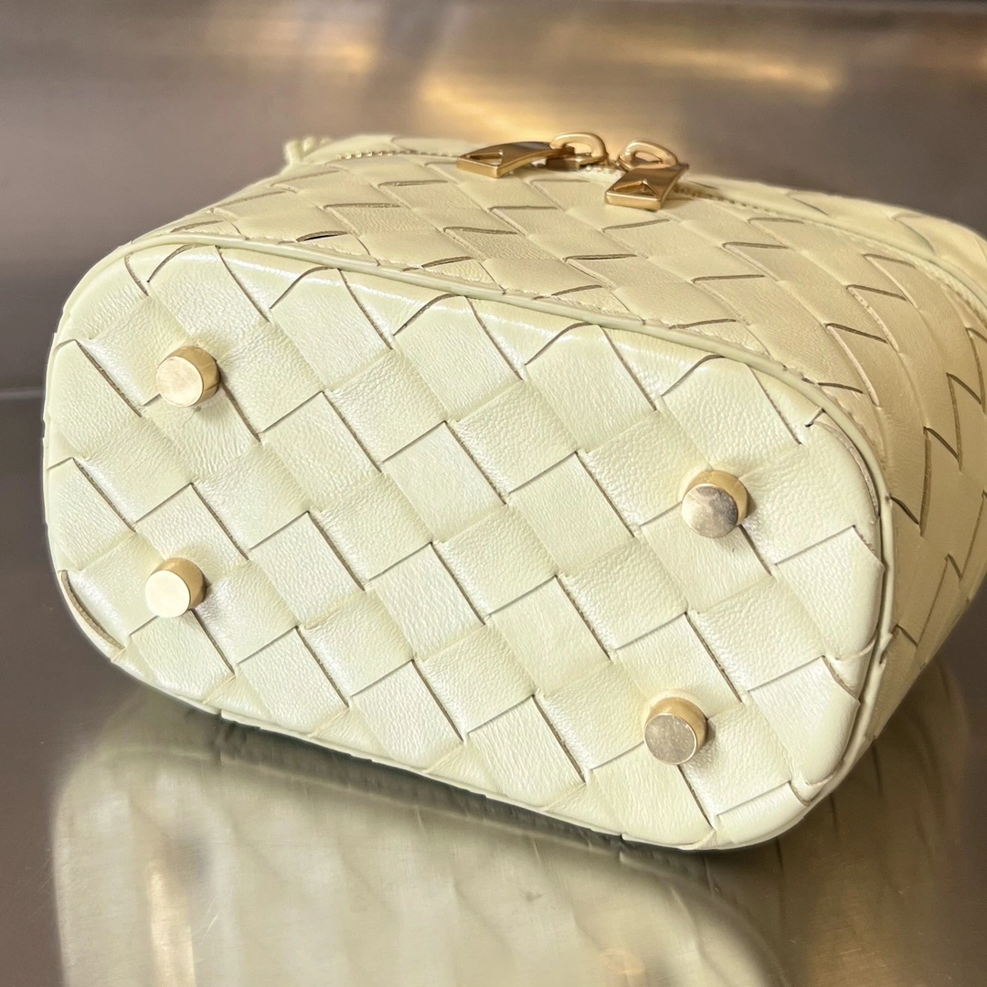 MOMO-- V595t1 743551VCPP37417 sheepskin item:D-B063G2064