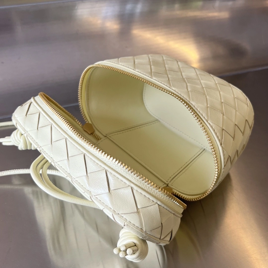 MOMO-- V595t1 743551VCPP37417 sheepskin item:D-B063G2064