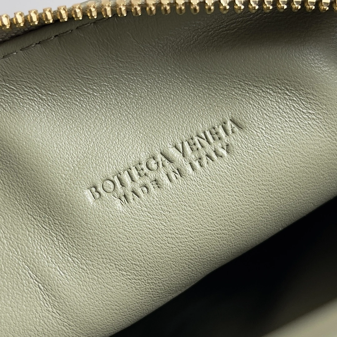 MOMO-- V595t1 754443V3IV12916 high quality version sheepskin item:E-B100B2543