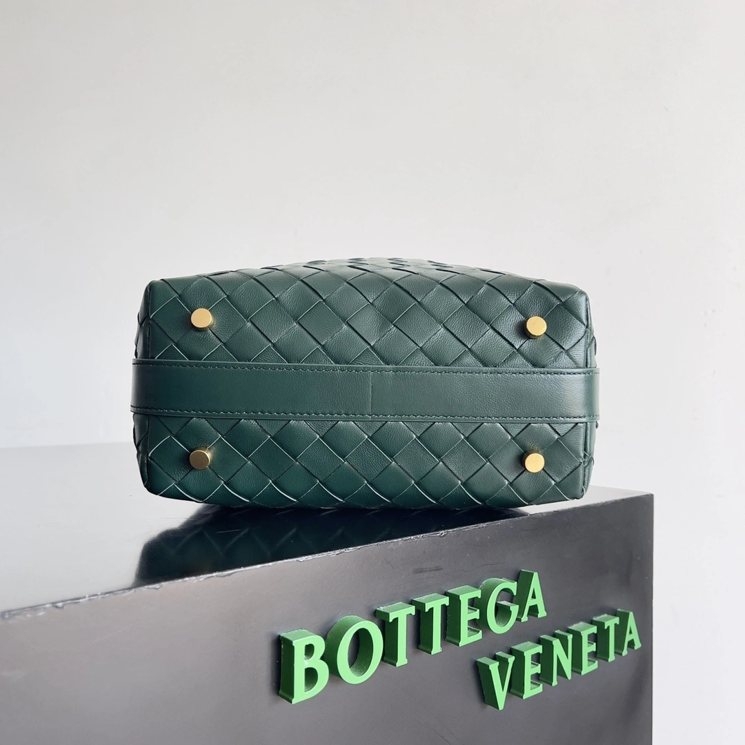 MOMO-- V595t1 754443V3IV13049 high quality version sheepskin item:E-B100B2541