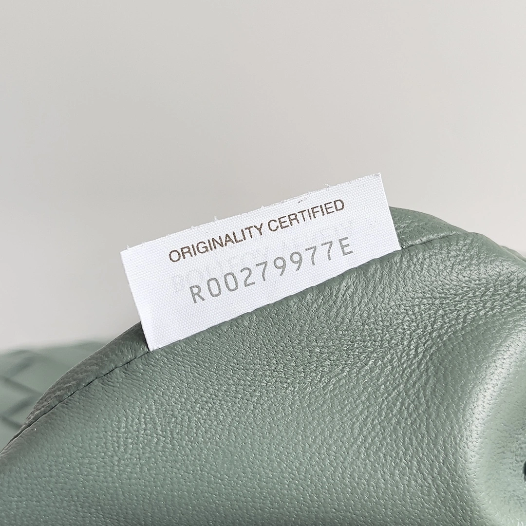 MOMO-- V595t1 754443V3IV13198 high quality version sheepskin item:E-B100B2536