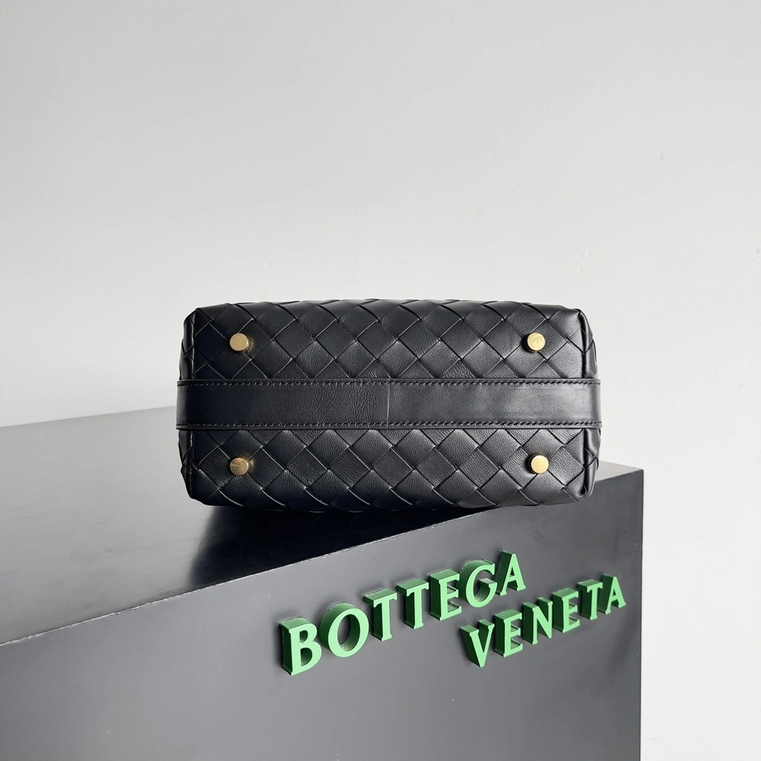 MOMO-- V595t1 754443V3IV18425 high quality version sheepskin item:E-B100B2544