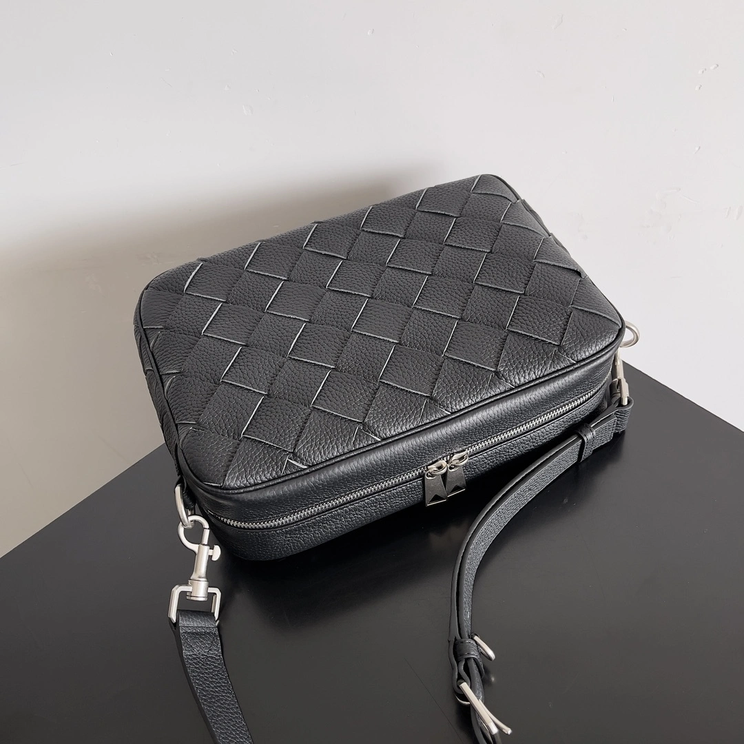 MOMO-- V595t1 755925V4G318803 high quality version cowhide item:E-B100B2708