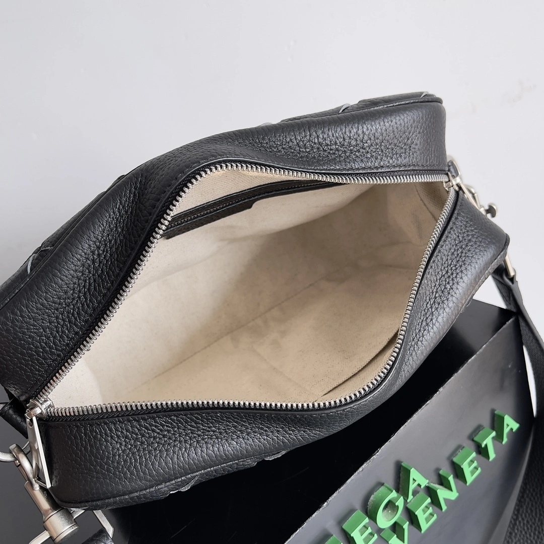 MOMO-- V595t1 755925V4G318803 high quality version cowhide item:E-B100B2708