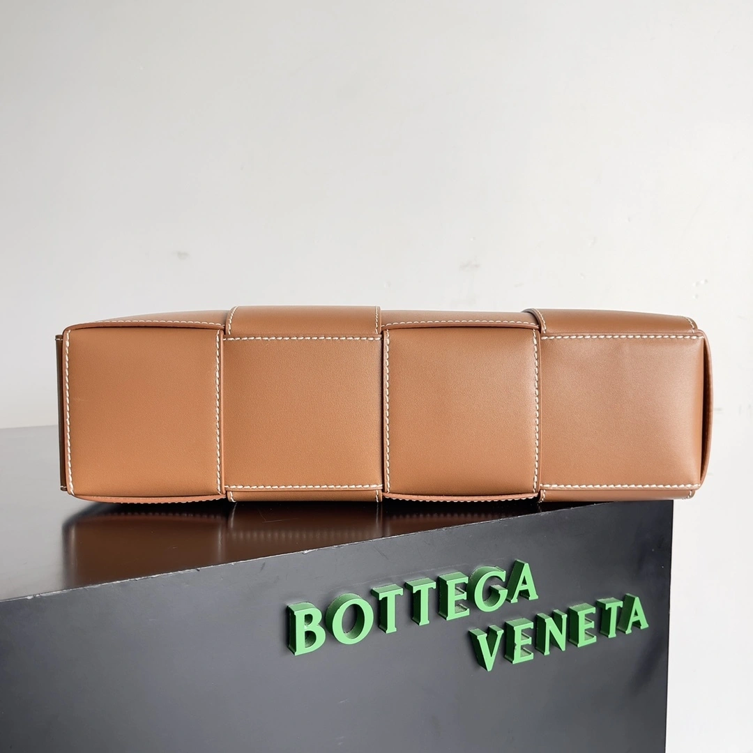 MOMO-- V595t1 756682V39K02636 high quality version item:E-B000A0835
