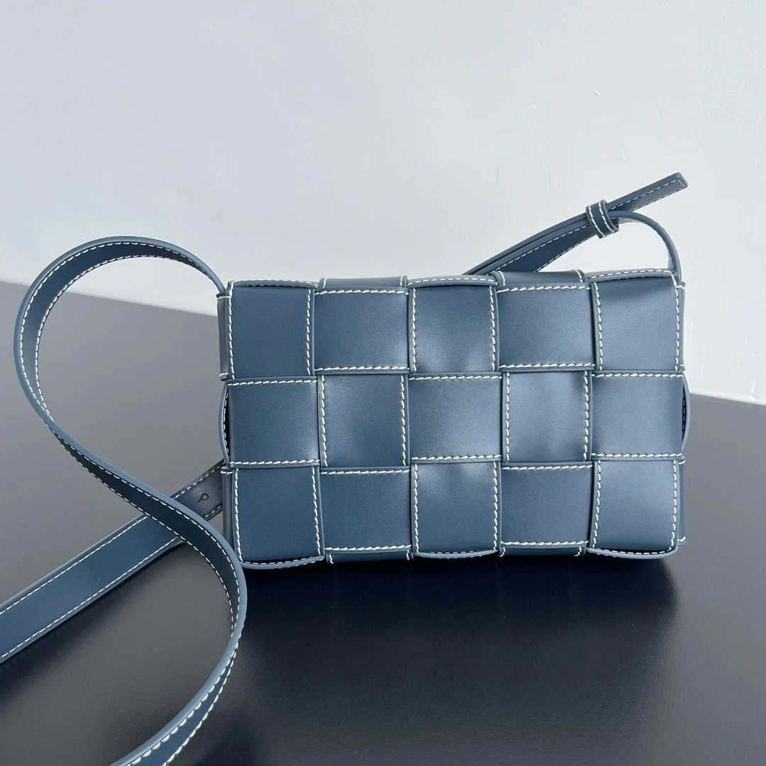 MOMO-- V595t1 758105V39K03307 high quality version cowhide item:E-B000A0837