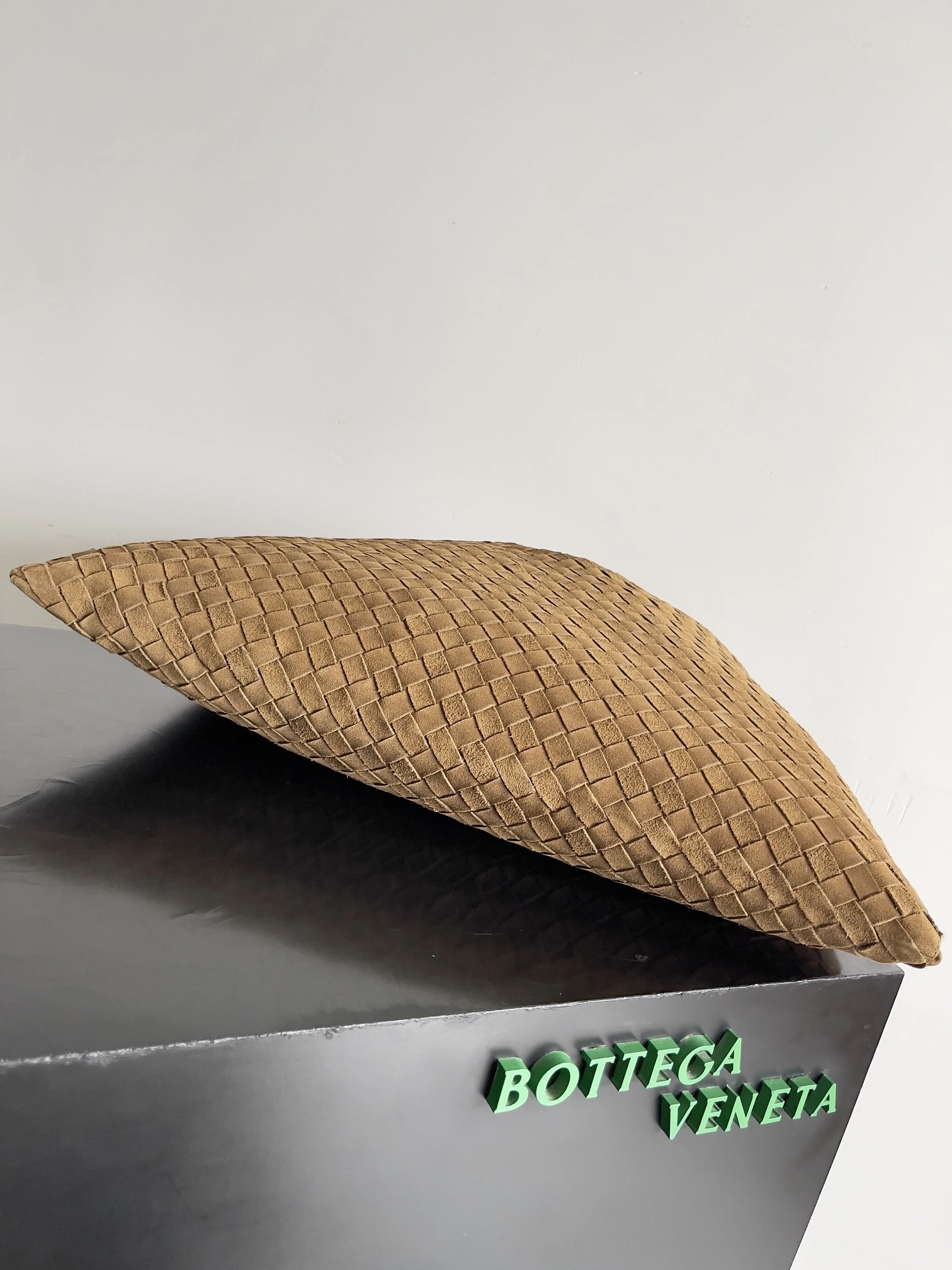 MOMO-- V595t1 763970V1QE37759 high quality version item:E-B100C0817