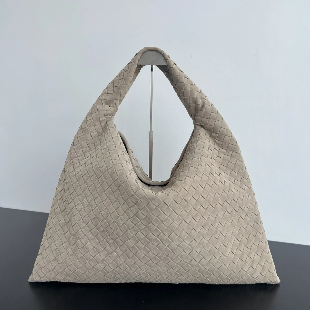 MOMO-- V595t1 763970V1QE39614 high quality version HOP cowhide item:E-B664G1779
