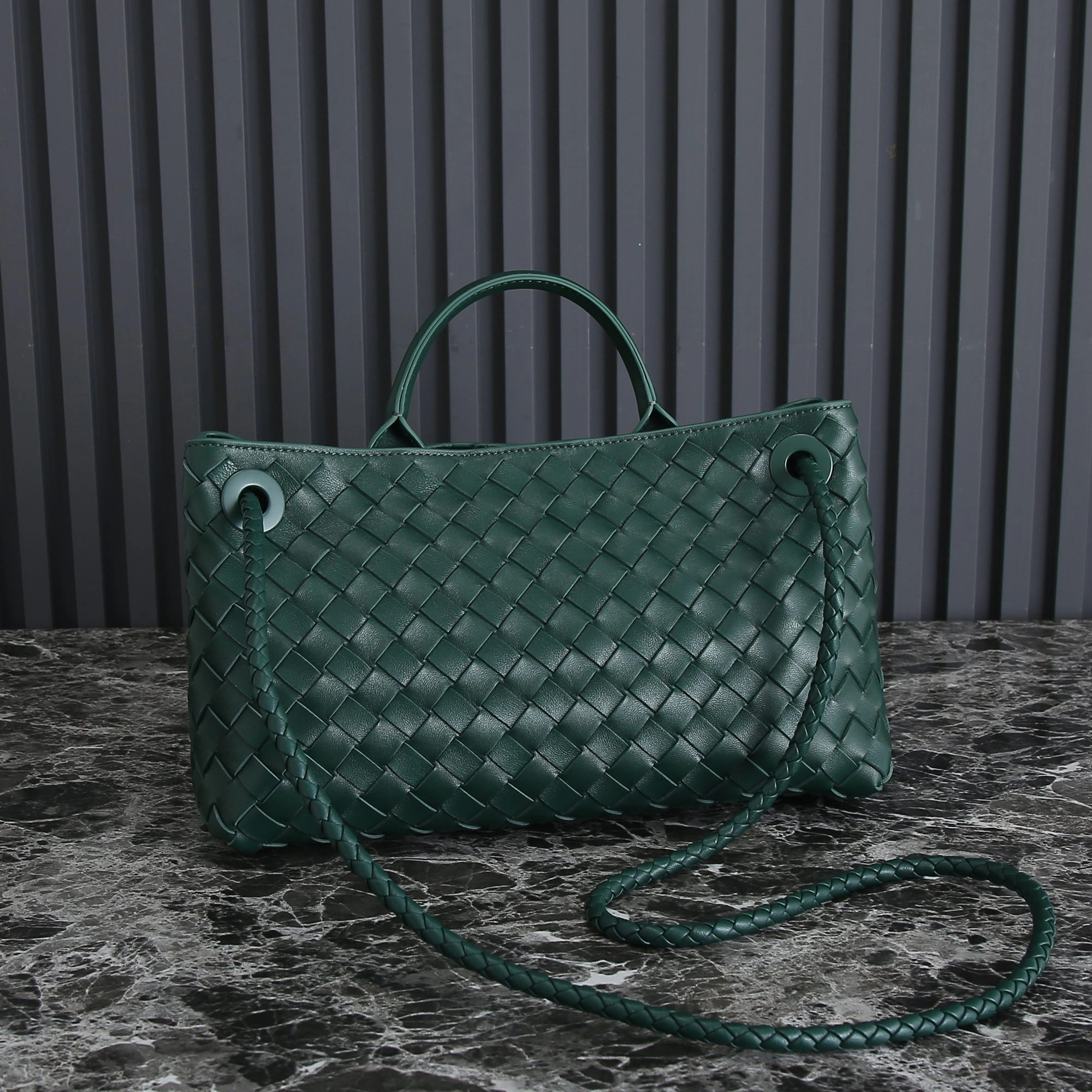MOMO-- V595t1 766010VCPP13000 high quality version Andiamo item:E-B000C1139