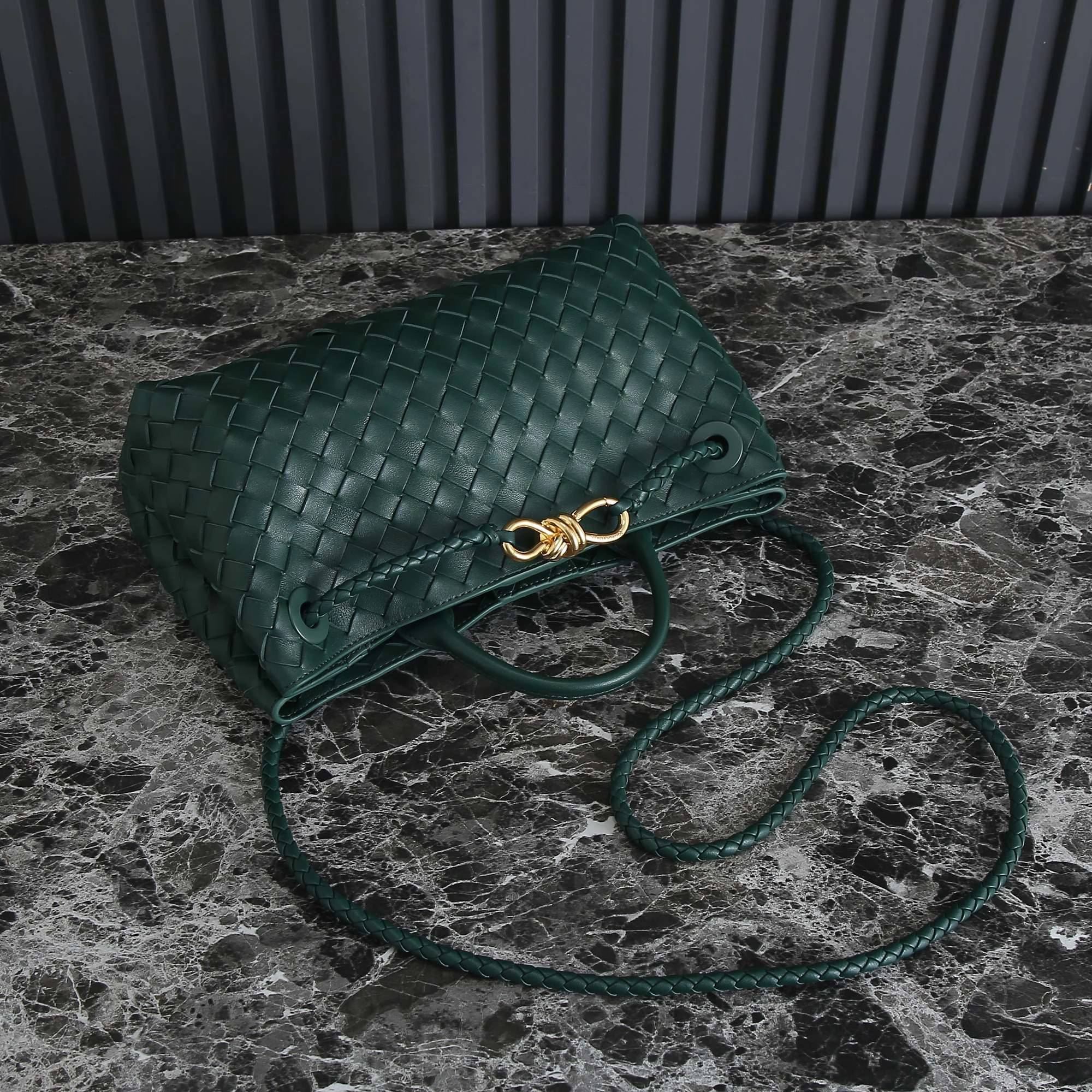 MOMO-- V595t1 766010VCPP13000 high quality version Andiamo item:E-B000C1139