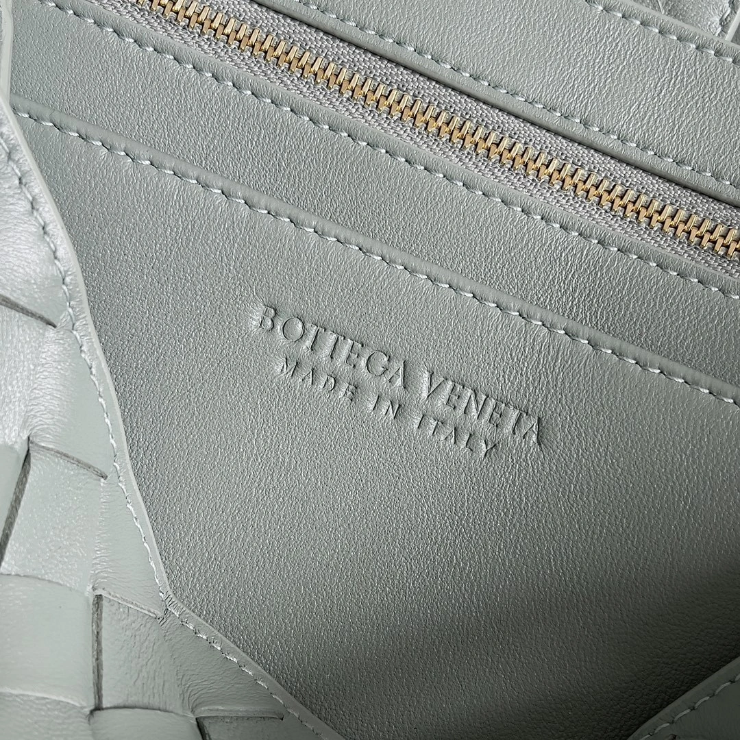 MOMO-- V595t1 766010VCPP13411 high quality version Andiamo item:E-B100C1141