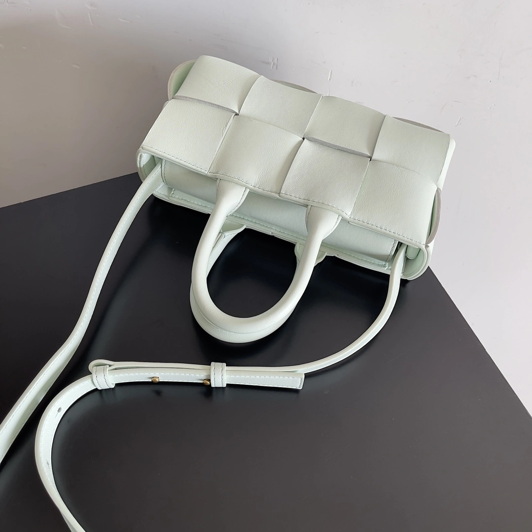 MOMO-- V595t1 776778VCQC21807 high quality version item:E-B100B2726