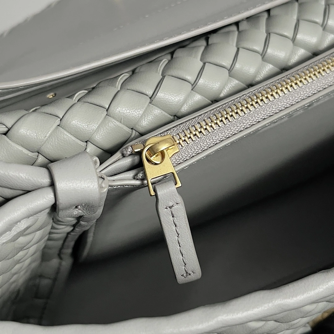 MOMO-- V595t1 776783V3RG11557 high quality version patti bag item:E-B100C1148