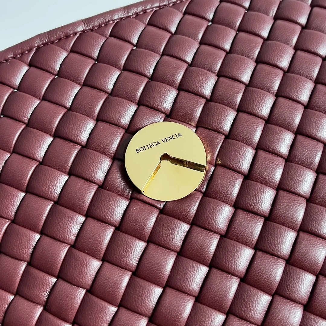 MOMO-- V595t1 776783V3RG16413 high quality version patti bag item:E-B100C1147
