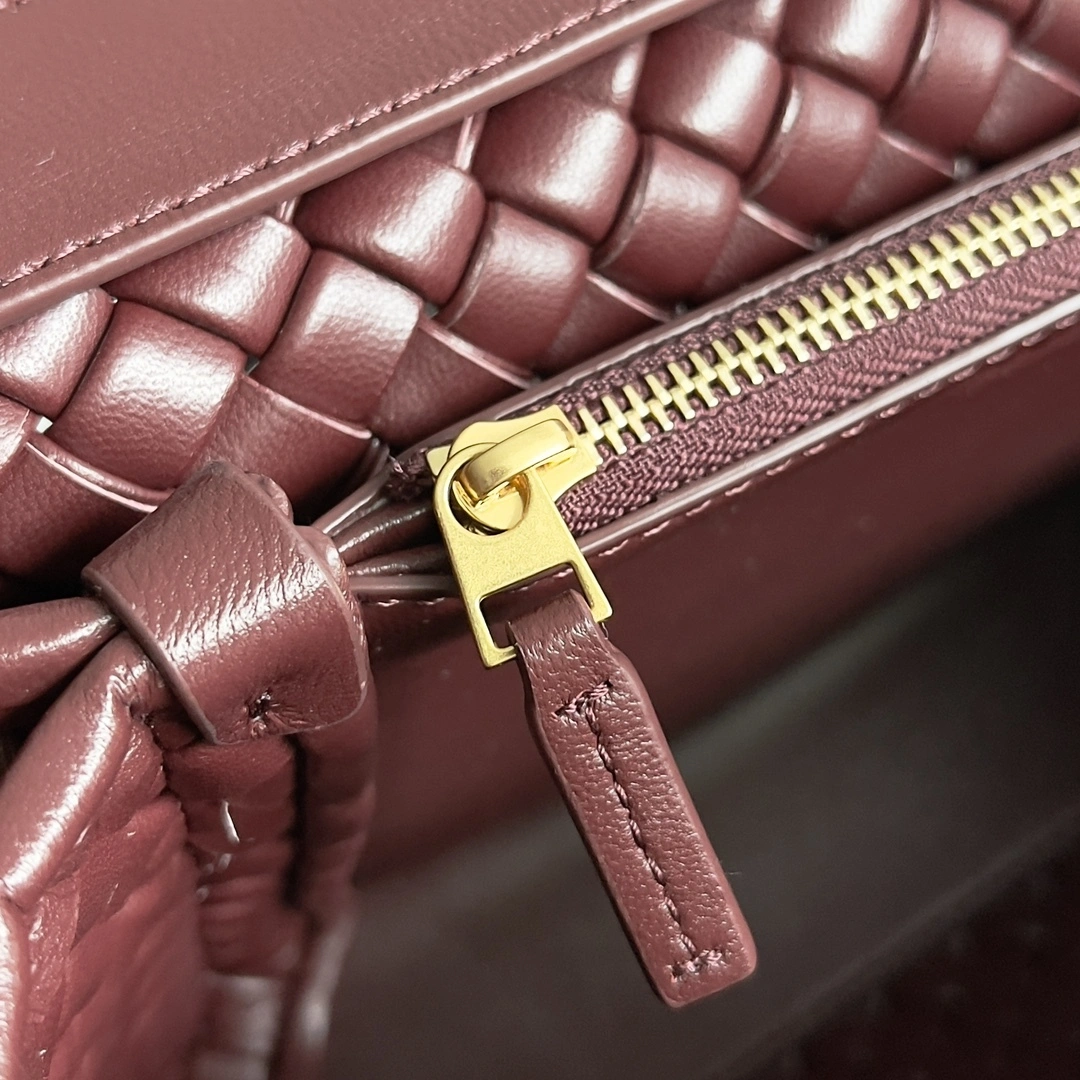 MOMO-- V595t1 776783V3RG16413 high quality version patti bag item:E-B100C1147