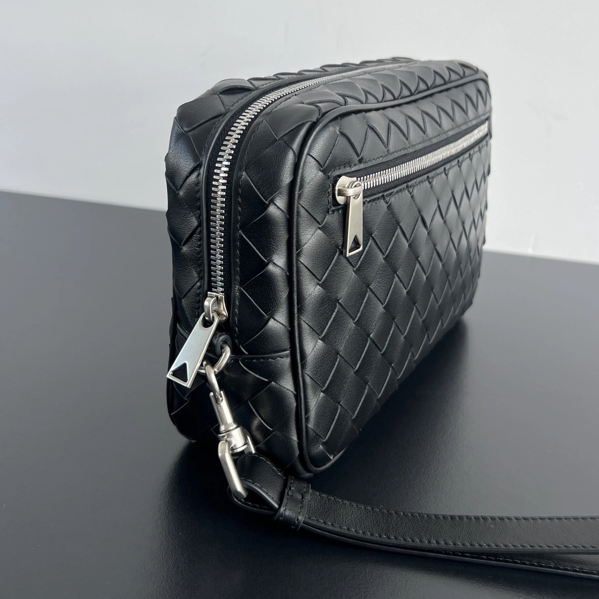 MOMO-- V595t1 777390V2HL18803 cowhide item:D-B063G2055