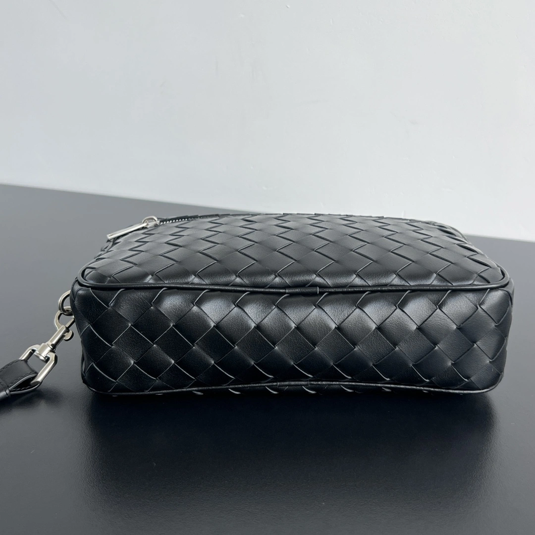 MOMO-- V595t1 777390V2HL18803 cowhide item:D-B063G2055