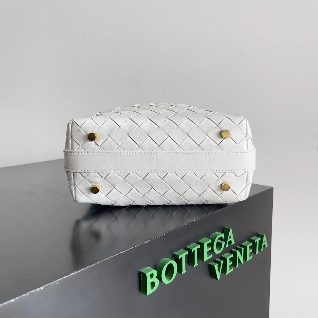 MOMO-- V595t1 777898V3TJ18583 high quality version sheepskin item:E-B000B2534